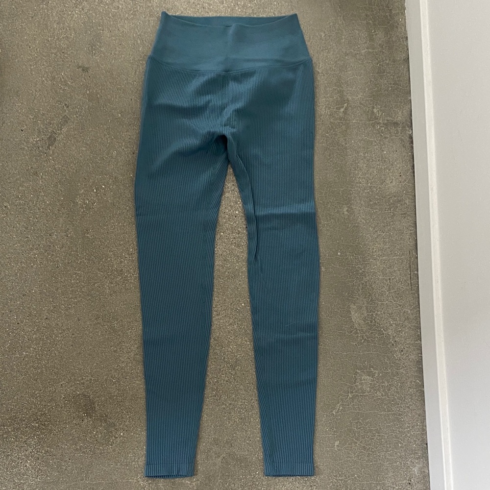 Spiritual Gangster High-Waist Ribbed Leggings in Teal